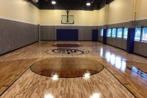 24-Hour Fitness basketball court